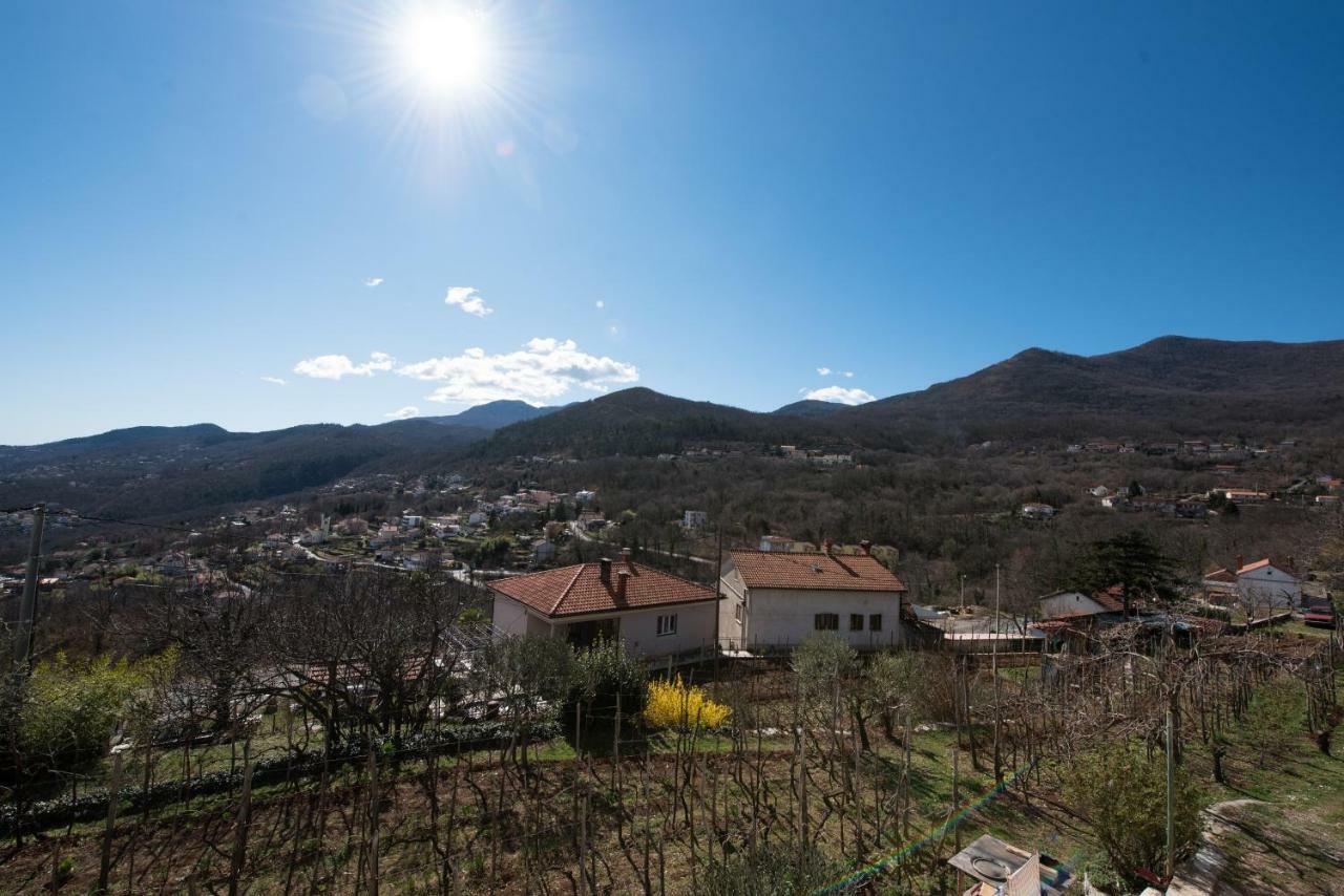 Lola Apartment Veprinac Экстерьер фото