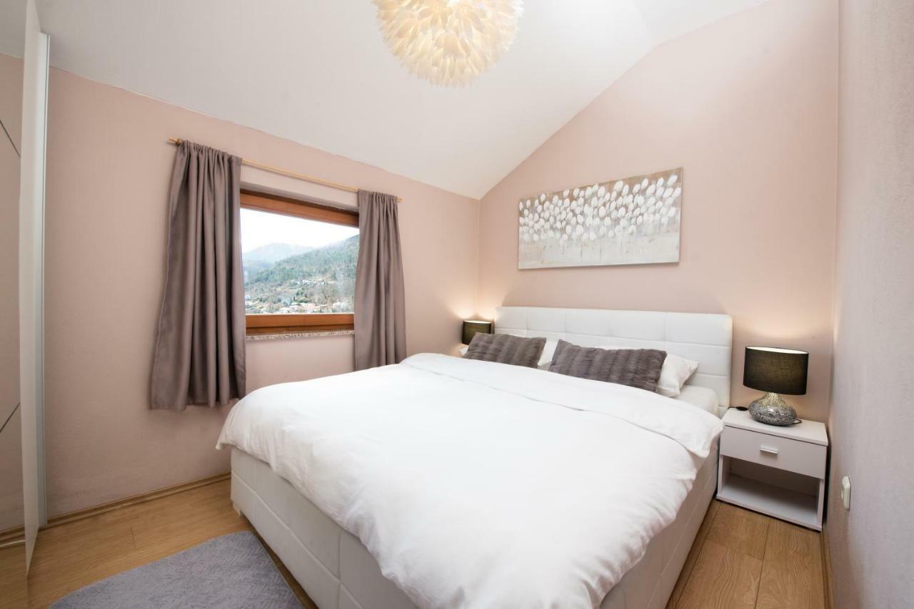 Lola Apartment Veprinac Экстерьер фото