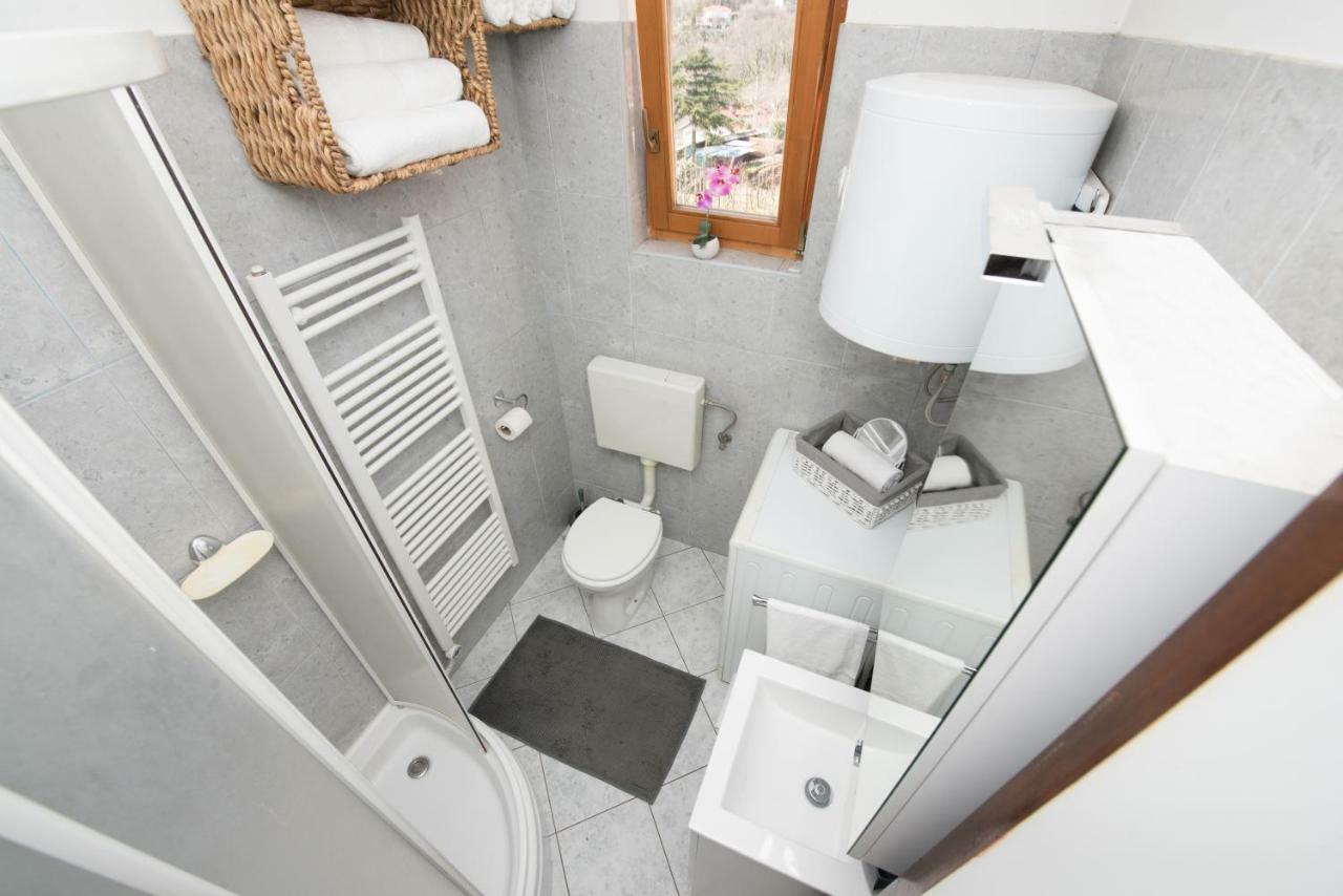 Lola Apartment Veprinac Экстерьер фото